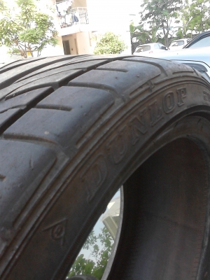215/40R18 DUNLOP DIDEZZA DZ101  มี เส้นเดียว TEL.081-427-3941
