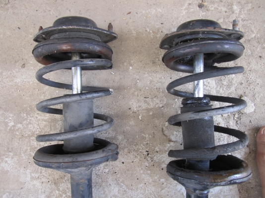 ขายโช้คหน้า  mitsu  อีคาร์  มือสอง