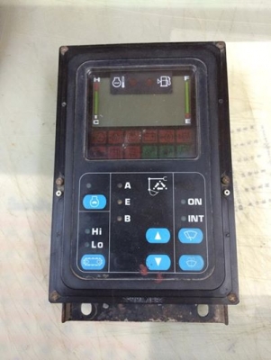 จอมอนิเตอร์ PC200-7