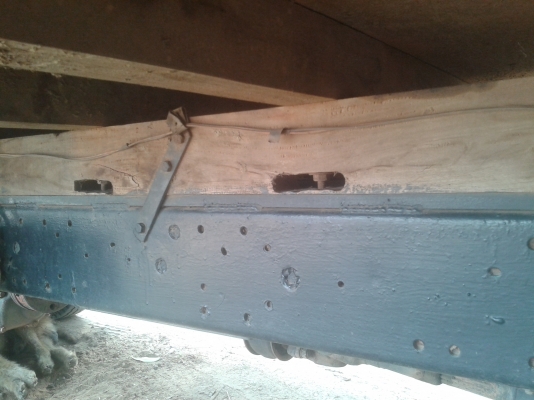 ขาย 6 ล้อ  ISUZU NKR 110 แรง รถห้างแท้ (ดาวน์105000)จัดแนนซ์ทุกจังหวัดอนุมัติง่ายเร็วทันใจเอกสารง่ายๆสบายๆ)รถสวยๆเดิมๆ  แซสซีสวยมากๆ สวยจัด เครื่องแห้ง แรง ดีสุดๆ ไม่มีไอ แซสซีสวยมากๆทั้งเส้น รถขับดีมากๆภาษีเต็ม พร้อมโอน พร้อมใช้งานสุดๆ.........