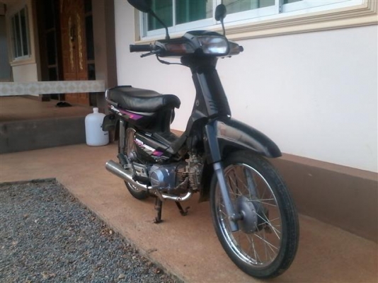 ขายดรีมทูทะเบียนพร้อมโอนเครื่องดีพอใช้เอาไปเก็บอีกนิดรถปี 36 ทะเบียนขาดปี 48 ขาย 7900 บาท