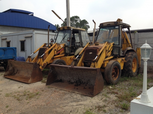ขายเหมา jcb 2 คัน