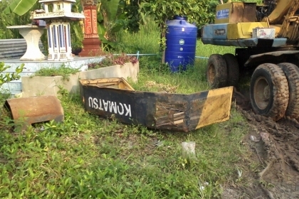 รถขุดล้อยาง KOMATSU PW100-3