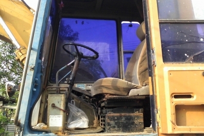 รถขุดล้อยาง KOMATSU PW100-3