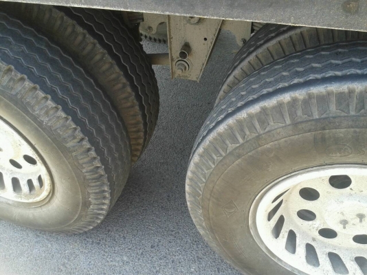 ขายสิบล้ออีซูสุ 320 ปี 50 แม่ตัวเดียว(2,200,000) ลูกสามคาน ปี 54 ราคา (550,000)แยกขายได้ ขายสิบล้ออีซูสุ 320 ปี 50 แม่ตัวเดียว(2,200,000) ลูกสามคาน ปี 54 ราคา (550,000)แยกขายได้