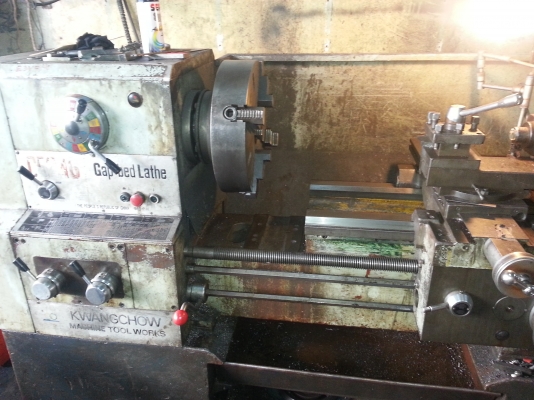 เครื่องกลึง 6 ฟุต รู 3 นิ้ว