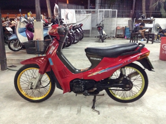 ขาย!!!ซูซูกิคริ๊สตั้น ปี39 รถเครื่องดีคับ ทะเบียนครบ ภาษี56
