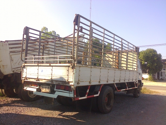 ขายรถ 6 ล้อ บรรทุก