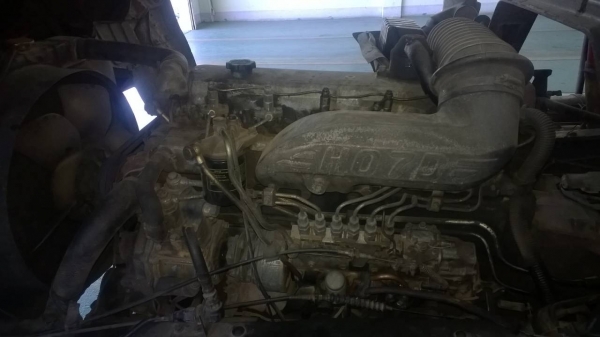 10ล้อบรรทุกน้ำมัน HINO FL3HNLA โหลดล่างแล้ว 5ช่อง 15000ล. 10ล้อบรรทุกน้ำมัน HINO FL3HNLA โหลดล่างแล้ว 5ช่อง 15000ล.