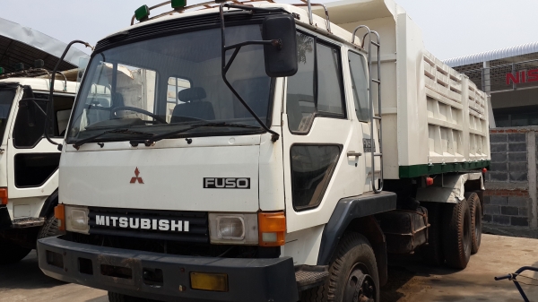 ขายด่วนไอ้หลงสองเพลาดั้มสภาพพร้อมใช้สุดๆFN527MAโทร0801515451