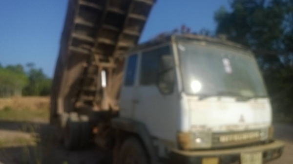 10ล้อดั้มFN527M-TD4746 ห้างแท้ เดิมๆสีเดิม เครื่องเดิม คัสซีสวย เล่มพร้อม... 10ล้อดั้มFN527M-TD4746 ห้างแท้ เดิมๆสีเดิม เครื่องเดิม คัสซีสวย เล่มพร้อม...