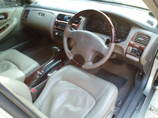 ็็HONDA ACCORD vti 2.3 auto แก๊ส lpg หัวฉีด ปี 2000