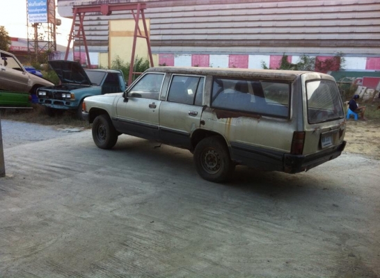 HERO 4 ประตู ช่วงสั้น LN 51 แคซซีสวย 25,000 บาท