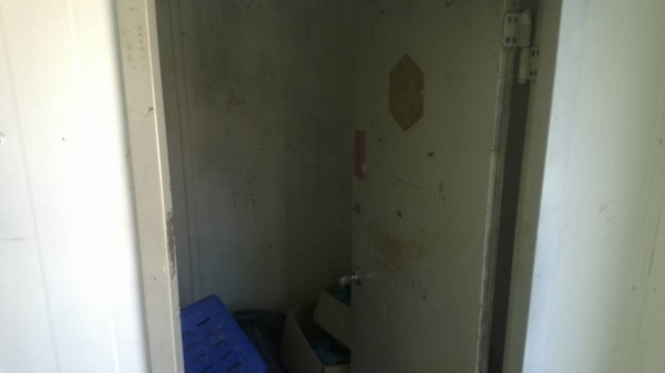 ขายตู้ออฟฟิต มีแอร์ ห้องทำงาน รับแขก ห้องน้ำพร้อม สวยดียาว8.40 ม.