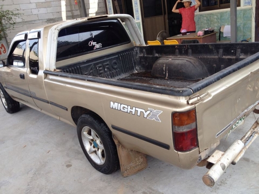 ขาย TOYOTA ไมตี้Xแค๊ป ปี93ถูกๆครับ