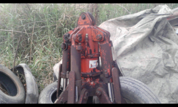 ขาย รถอีแต๋น เครน ราคาถูก 155000