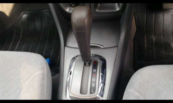 ขาย HONDA CITY ปี 2004 แก๊สหัวฉีด เครื่อง 1600 CC เป็นรถบ้านไฟแนนท์จัดได้ ราคา 250000