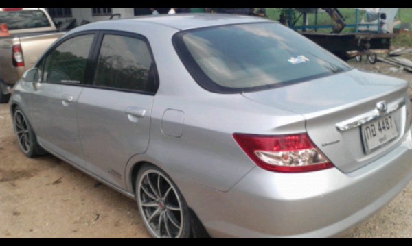 ขาย HONDA CITY ปี 2004 แก๊สหัวฉีด เครื่อง 1600 CC เป็นรถบ้านไฟแนนท์จัดได้ ราคา 250000