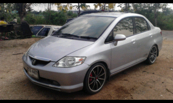 ขาย HONDA CITY ปี 2004 แก๊สหัวฉีด เครื่อง 1600 CC เป็นรถบ้านไฟแนนท์จัดได้ ราคา 250000