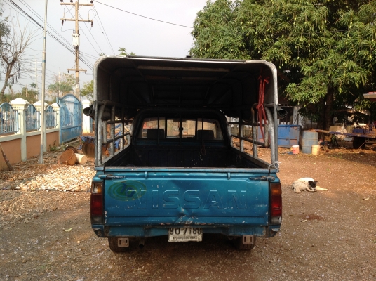 ขายรถนิสสันบิ๊กเอ็ม เครื่อง 2500ซีซี พวงมาลัยเพาเวอร์ พร้อมใช้