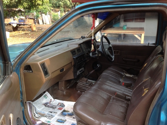 ขายรถนิสสันบิ๊กเอ็ม เครื่อง 2500ซีซี พวงมาลัยเพาเวอร์ พร้อมใช้