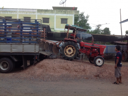 ปัญญาแทรคเตอร์มาแล้ว...จัดมาให้ครับ อีเซกิ TS 2800 ผาน5 ล้อเหล็ก ตามสภาพ จัดส่ง อ.หนองม่วง จ.ลพบุรี