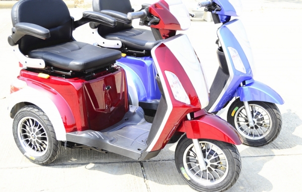 เอารถราคาถูก สวย ใช้ดี    ใช้ถูก   เอาจักรยานไฟฟ้าLRT       3ล้อ นั่ง2คน  R500