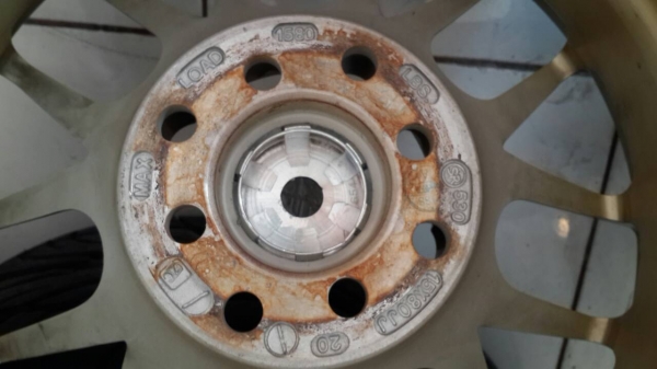 แม็กขอบ 15  4รู100 114  พร้อมยาง 195 50 15 ปี 13  1ชุด