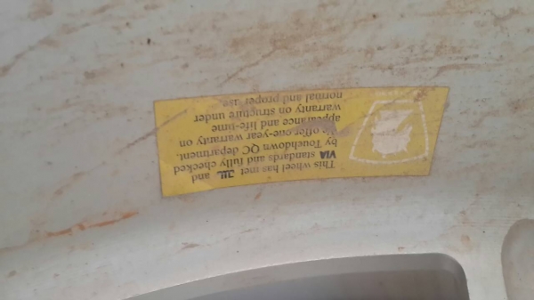 แม็กขอบ 20 x 8.5  6รู139  สวยๆ  1ชุด แม็กมือสอง สภาพมือหนึ่ง