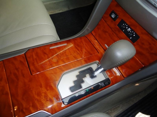 ขาย TOYOTA CAMRY2.4 HYBRID ปี '10 สีบรอนซ์เงิน สวยจัดๆ เดิมๆออกห้าง ขอขายที่ราคา 899,000 บาท