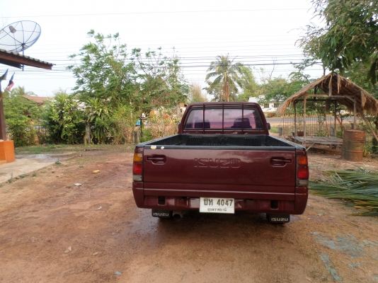 ขายกระบะอีซูซุตอนเดียว ISUZU TFR มังกรทอง ปี38/1995..รถบ้านเดิมๆเก็บสีมาใหม่...เครื่องดีแน่นๆแรงดีไม่ไอไม่จามประหยัดน้ำมันสุดๆช่วงล่างดีครัชชีสวยไม่มีผุ .... เอกสารพร้อมโอน+ภาษีเต็มขาดสิงหาคม57+สีแดงมะเมี๋ยว+แอร์เย็น+ชีดี+ยางดี4เส้น+ รถสภาพพร้อมใช้งานครับ