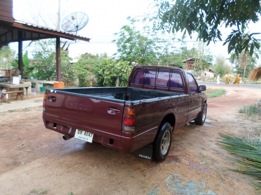 ขายกระบะอีซูซุตอนเดียว ISUZU TFR มังกรทอง ปี38/1995..รถบ้านเดิมๆเก็บสีมาใหม่...เครื่องดีแน่นๆแรงดีไม่ไอไม่จามประหยัดน้ำมันสุดๆช่วงล่างดีครัชชีสวยไม่มีผุ .... เอกสารพร้อมโอน+ภาษีเต็มขาดสิงหาคม57+สีแดงมะเมี๋ยว+แอร์เย็น+ชีดี+ยางดี4เส้น+ รถสภาพพร้อมใช้งานครับ