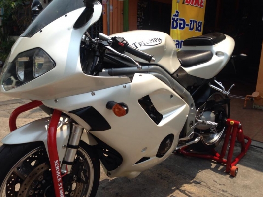 ต้ำพระราม2ขาย TRIUMPH DAYTONA 955Iปี04 สภาพสวยกริประบบไฟใช้ได้ครบ