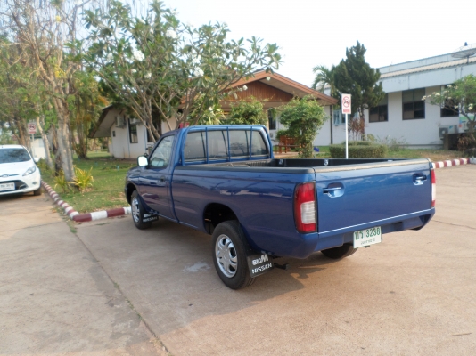 ขายกระบะนิสสันฟอนเทียร์ 2700cc ตอนเดียว ปี43/ 2000  รถเดิมๆสวยมากสีพึ่งเก็บสีมาใหม่สีน้ำเงินมุกสวยทั้งภายนอกภายในเครื่องหาย ห่วงพร้อมใช้งานห้องเครื่องสวยคานหน้าเดิมไม่เคยชน เอกสารพร้อมโอน+ภาษีเต็มถึง พค.ปี58+ยางดี4เส้น+ชีดี+แอร์เย็น+แม๊กไลเนอร์ใหม่ ราคาขา