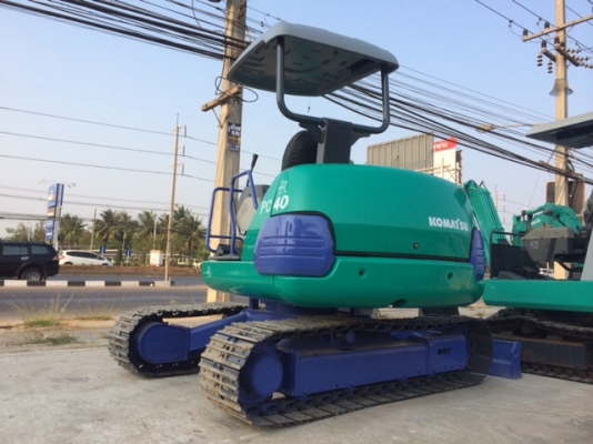 รถขุด KOMATSU PC40R รุ่น7 มือสอง นำเข้าจากญี่ปุ่น สภาพสวย ทำสีแล้ว พร้อมใช้งาน