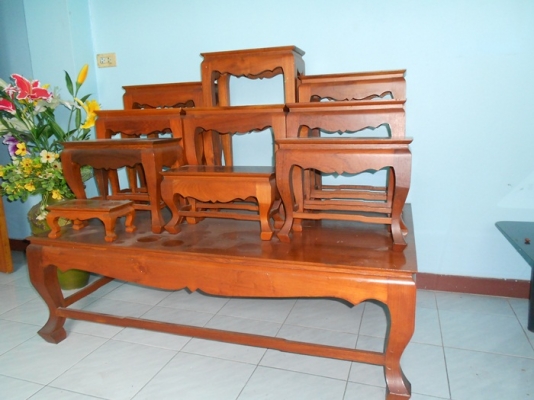 ขายโต๊ะหมู่ เตียง และ ชั้นวาง