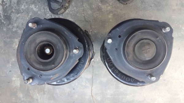 ขายโช็คอัพแต่ง kayaba New SR special สภาพสวยๆจากญี่ปุ่นครับ