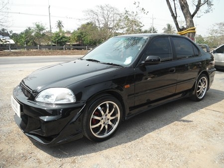ขายด่วน รถแต่งสวย HONDA, CIVIC 1.6 VTi-E ปี 1998 เกียร์ออโต้ เครี่องเสียงพร้อม แม็คสวย