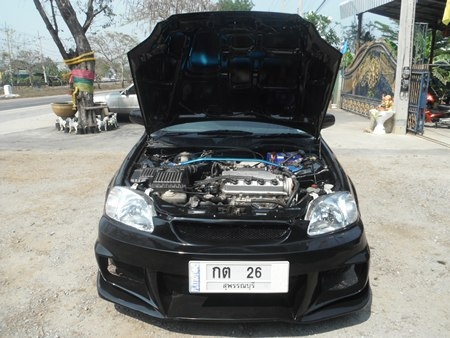 ขายด่วน รถแต่งสวย HONDA, CIVIC 1.6 VTi-E ปี 1998 เกียร์ออโต้ เครี่องเสียงพร้อม แม็คสวย