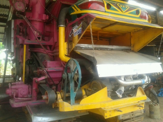 ขายรถเกี่ยวข้าวเดี่ยวทรนง เครื่องมิตซู TURBO 6M61ตัวเดิน12ปั้มไดกิ้น