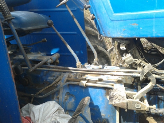 รถไถ่ฟอร์  6600 แท้ T 3  พร้อมใช้งาน ( เล่มพร้อม)  สอบถาม  พงศกร   088  3970475