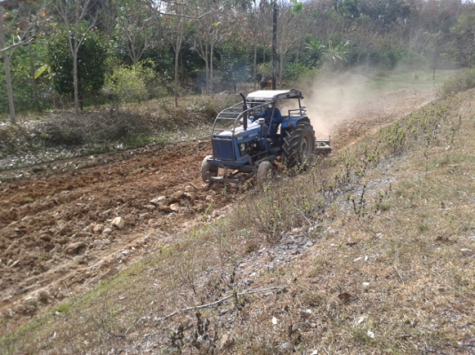 รถไถ่ฟอร์  6600 แท้ T 3  พร้อมใช้งาน ( เล่มพร้อม)  สอบถาม  พงศกร   088  3970475