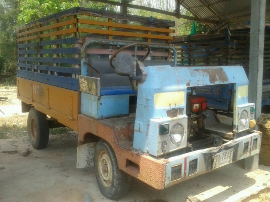 ขายรถอีแต๋นเครื่อง11.5แรง เครื่องดีพร้อมใช้งาน