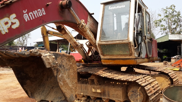 ขายด่วนแบ็คโฮ 200SUMITOMO2800-F2ราคาถูกเอกสารมีใบอินวอยโทร0843923995 ขายด่วนแบ็คโฮ 200SUMITOMO2800-F2ราคาถูกเอกสารมีใบอินวอยโทร0843923995