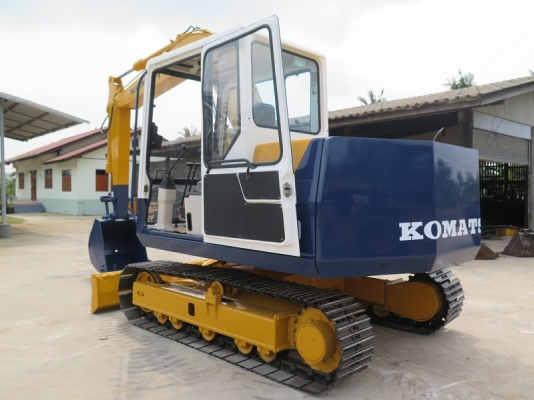 รถขุด แบคโฮล KOMATSU PC60-6 นำเข้า มือสองจากญี่ปุ่นแท้ๆ