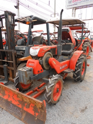 ขายรถไถนั่งขับ คูโบต้า KRT 140 PLUS พร้อมอุปกรณ์ 2 ชิ้น สภาพสวย เดิมๆ เลย ขายรถไถนั่งขับ คูโบต้า KRT 140 PLUS พร้อมอุปกรณ์ 2 ชิ้น สภาพสวย เดิมๆ เลย
