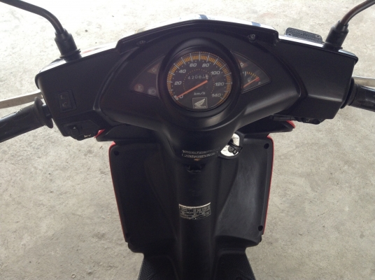 ขาย!!!ฮอนด้าคลิ๊ก ปี50 รถเครื่องดีคับ ทะเบียนครบ ภาษีไม่หมด