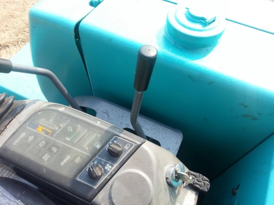 แบคโฮเล็กkomatsu pc 30-7 แบคโฮเล็กkomatsu pc 30-7