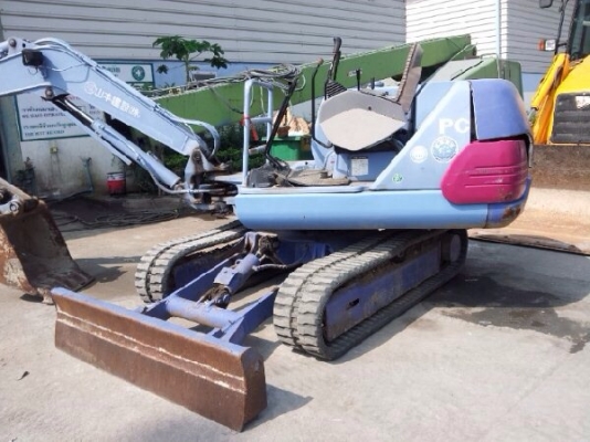 รถขุด Komatsu PC30-7E #28677 นำเข้าเองจากญี่ปุ่น พร้อมจำหน่ายค่ะ