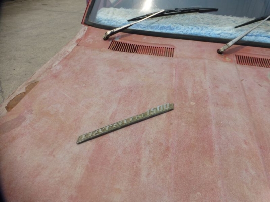 datsun 620 ช่วงสั้น 1500 ล้อ mag กระจกแก้ม